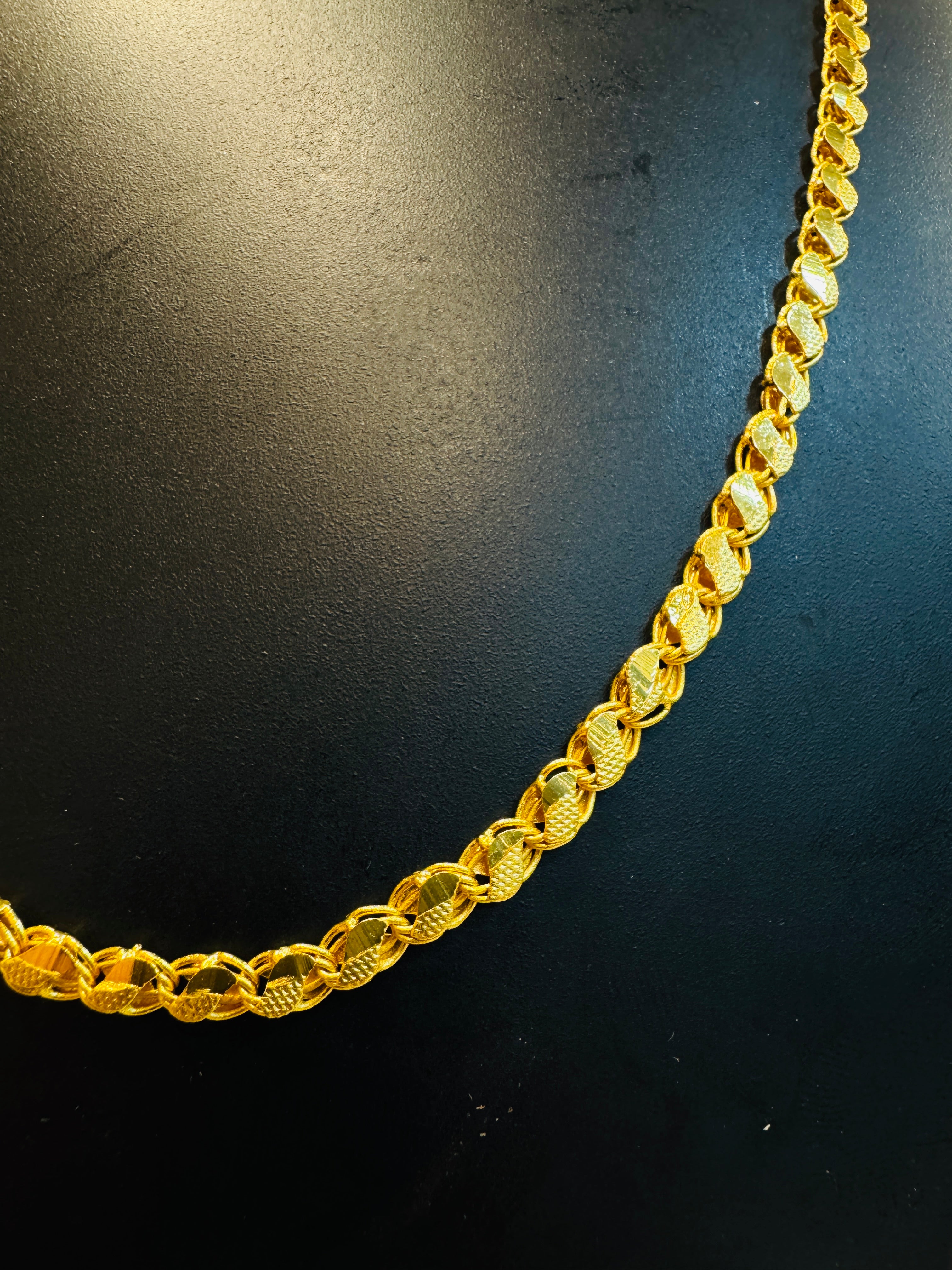 Valourá Premium Gold Plated Matte Chain