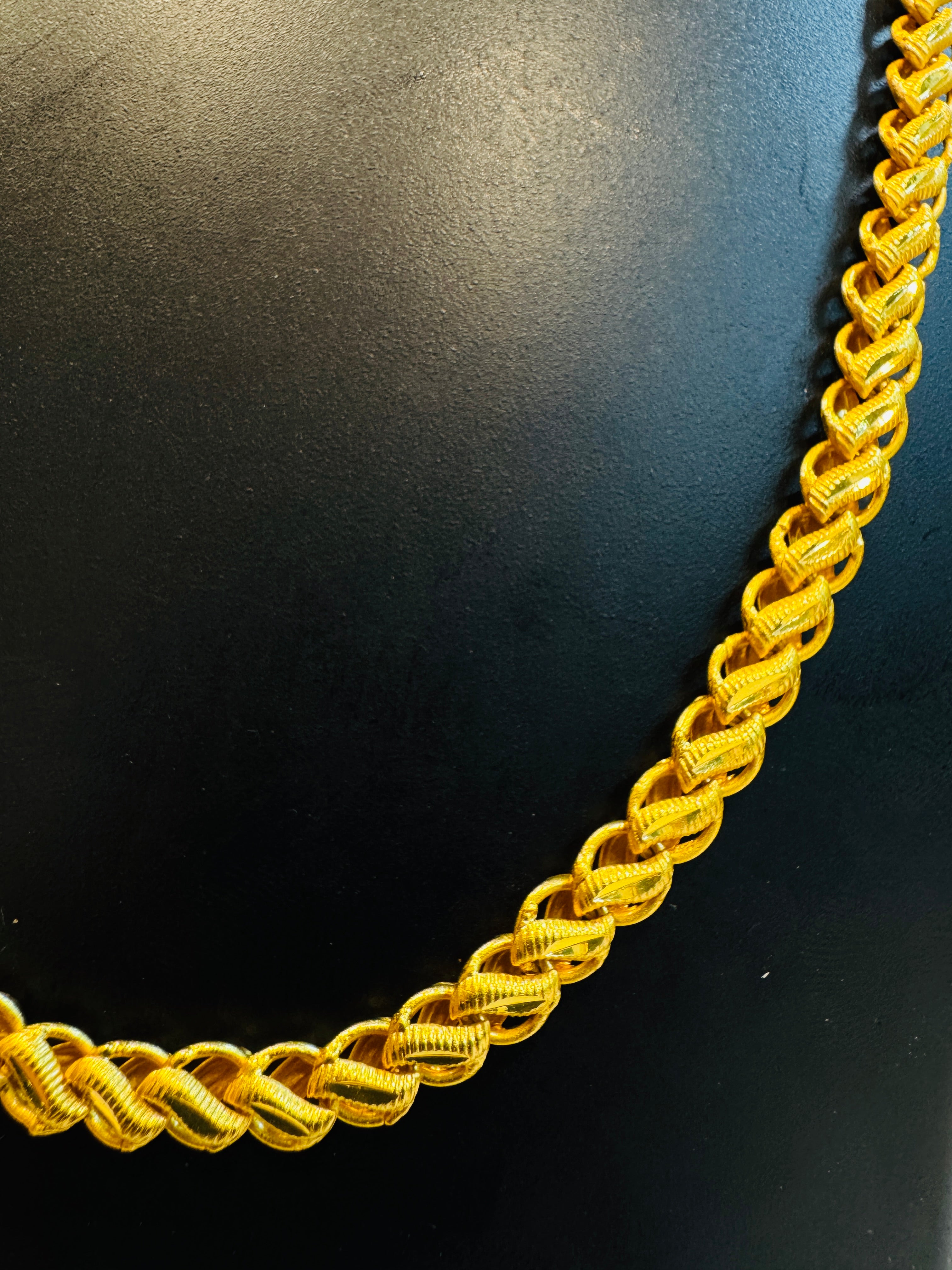 Viela Premium Gold Plated Matte Chain