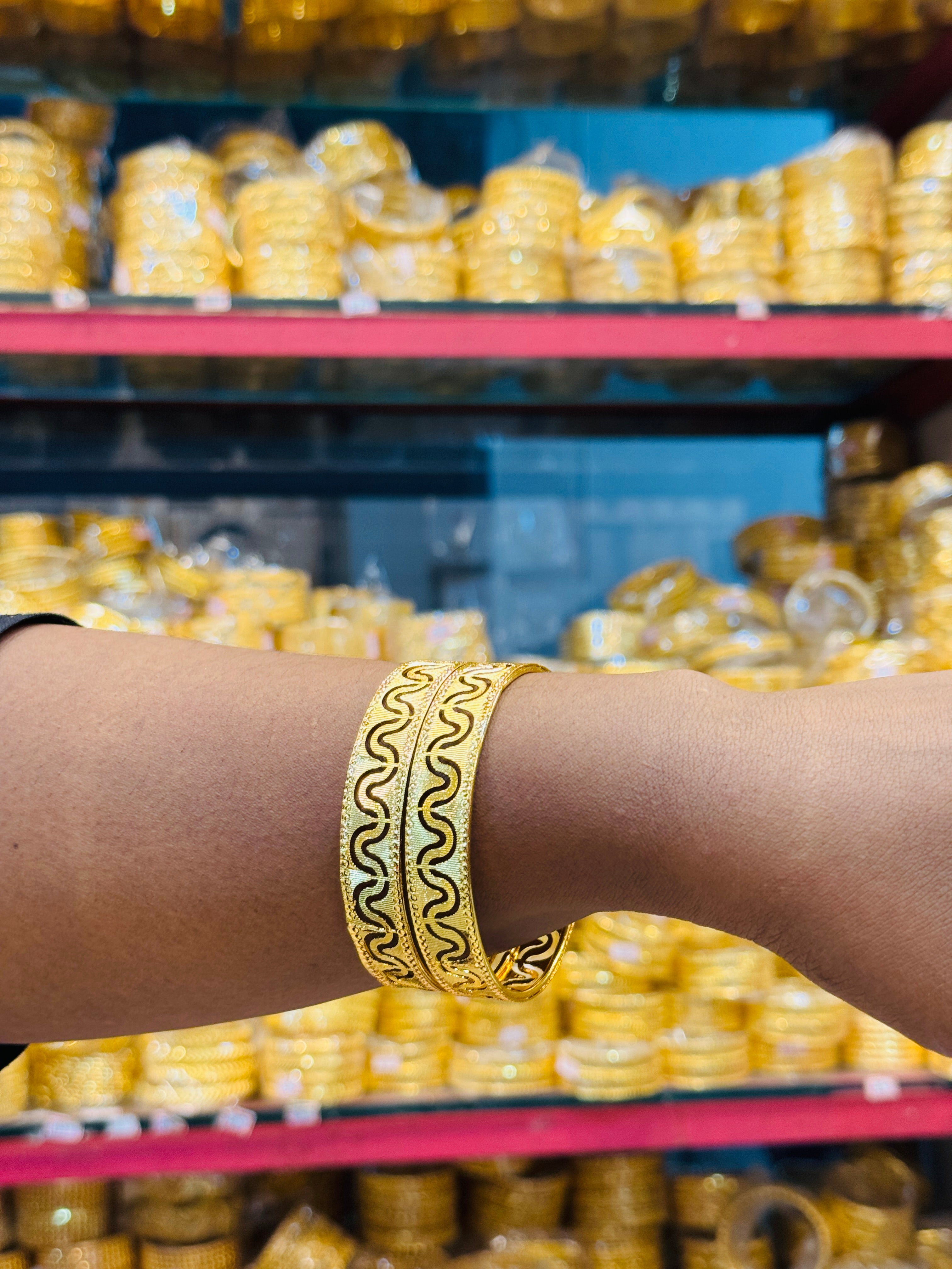 Caelira Premium Gold Plated Bangle